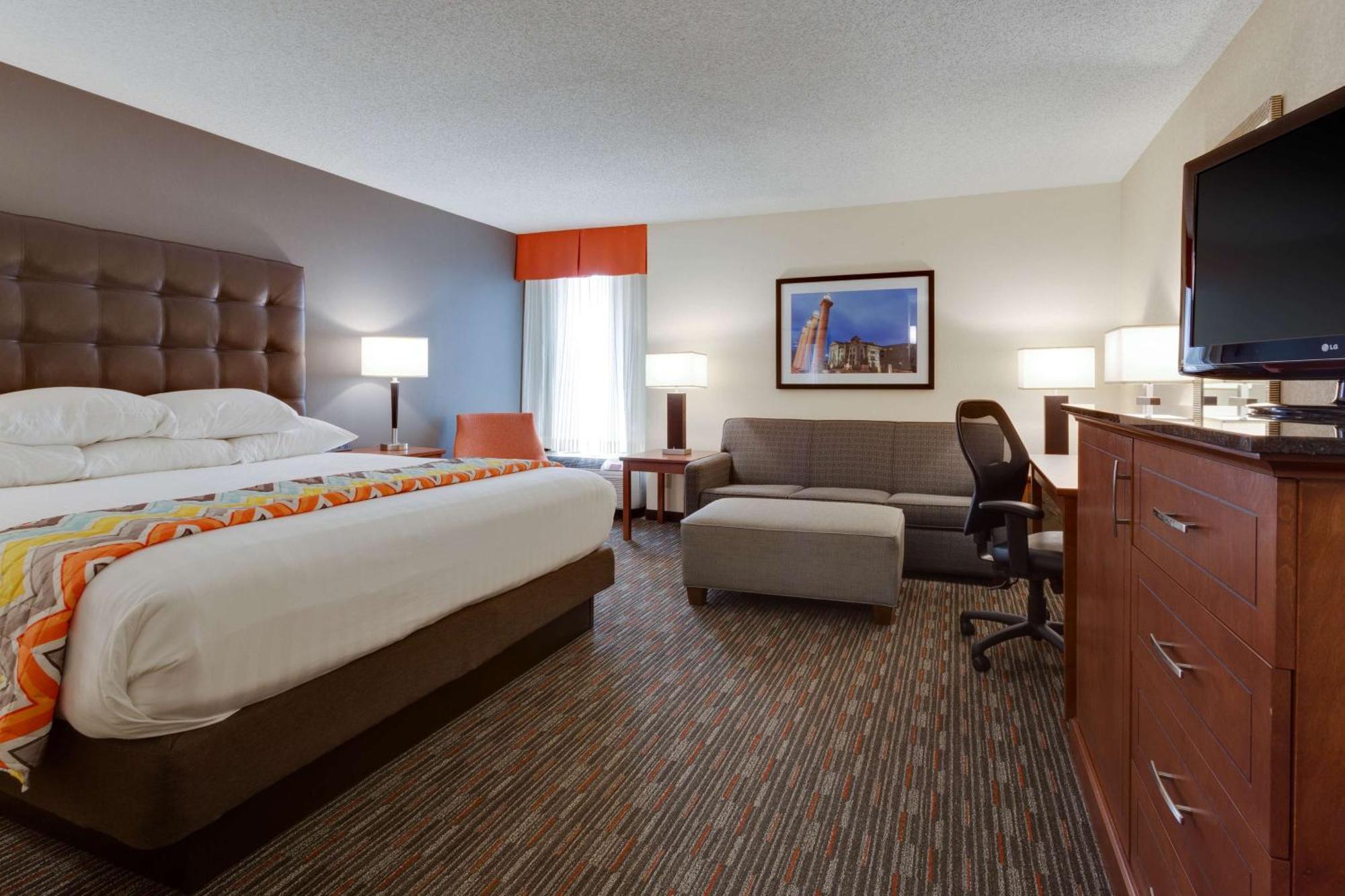 Drury Inn & Suites Columbia Stadium Boulevard Экстерьер фото