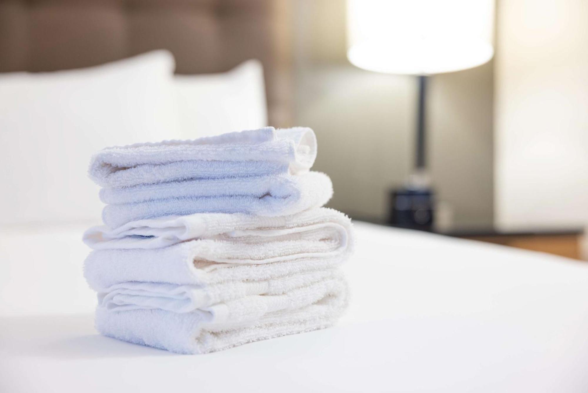 Drury Inn & Suites Columbia Stadium Boulevard Экстерьер фото